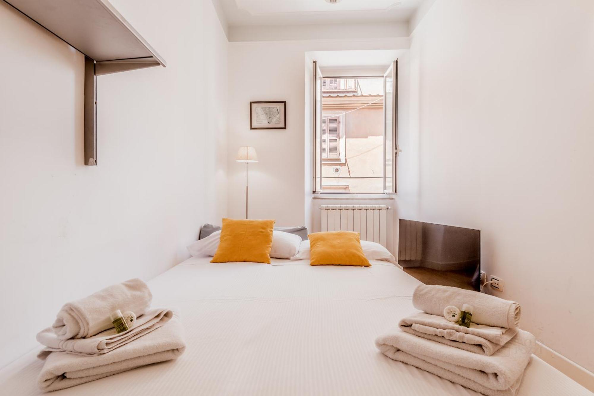 Bbhome Comfort Apartment Near Colosseum Roma Exterior foto