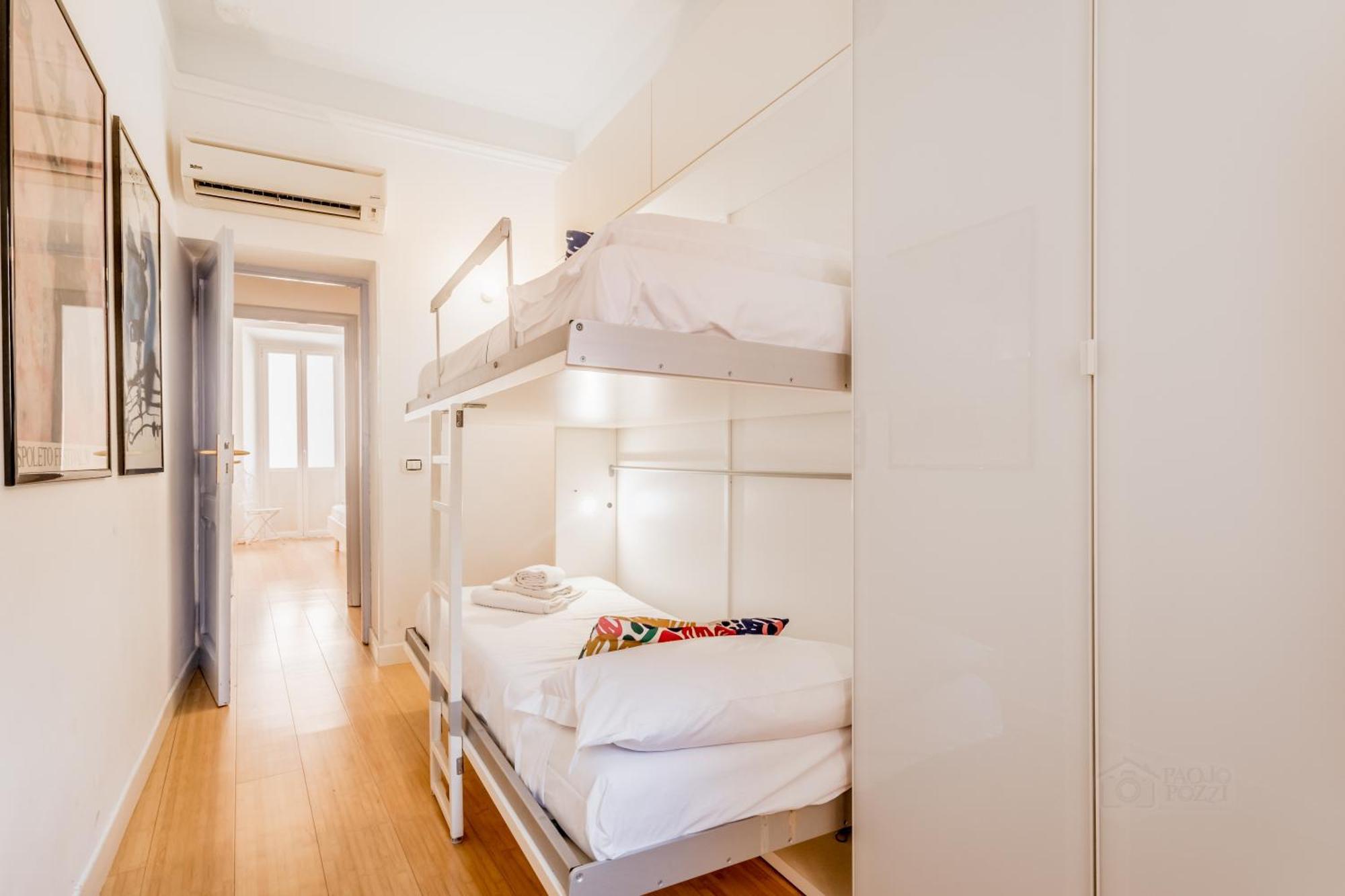 Bbhome Comfort Apartment Near Colosseum Roma Exterior foto