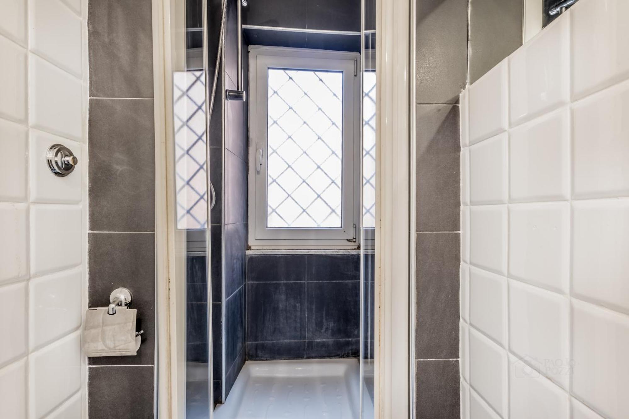 Bbhome Comfort Apartment Near Colosseum Roma Exterior foto